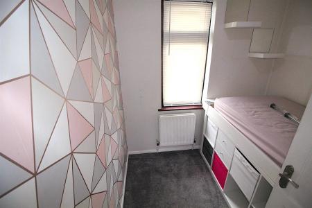Bed 3.JPG