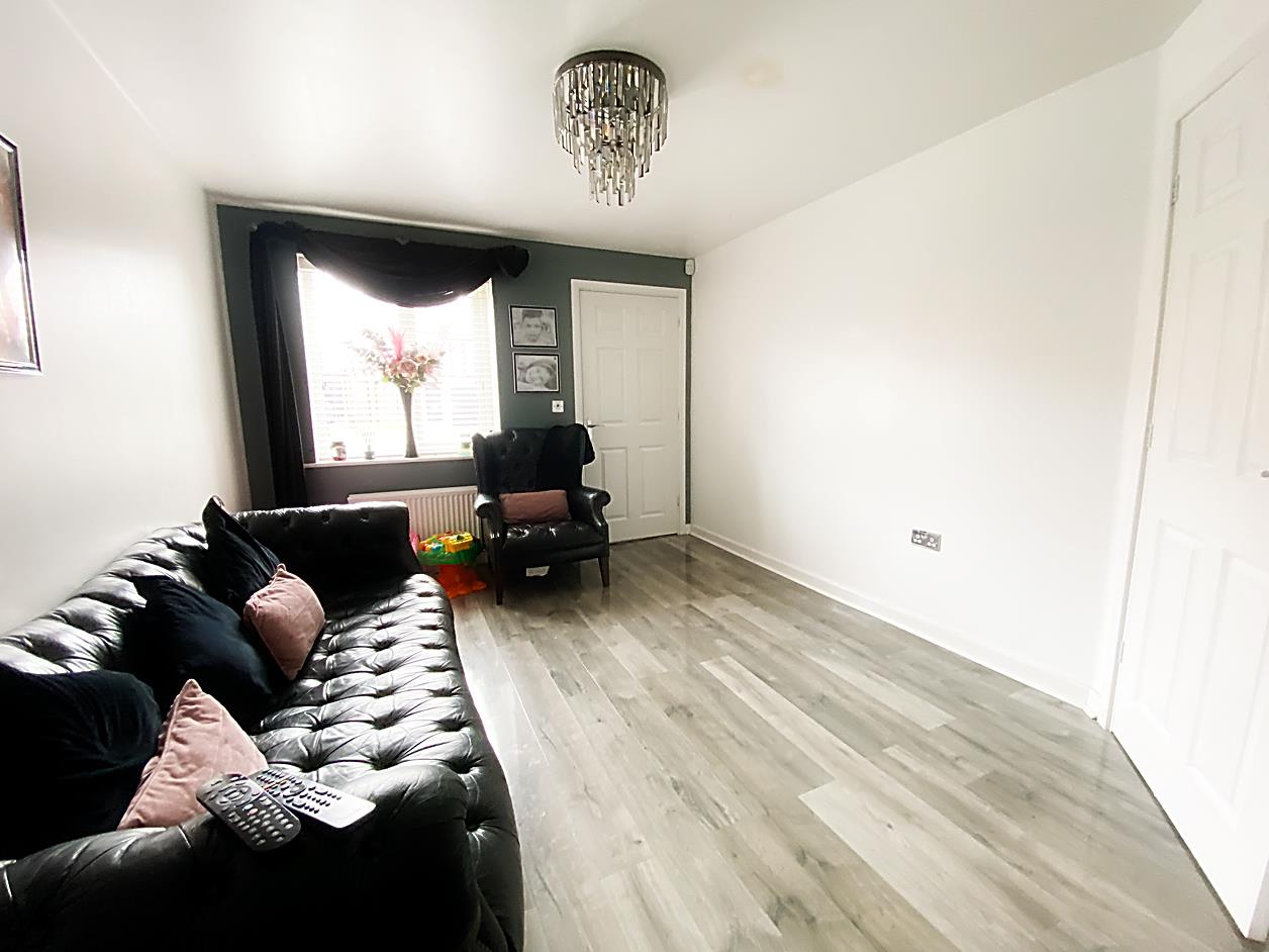 3 bedroom SemiDetached House for sale in Wallsend