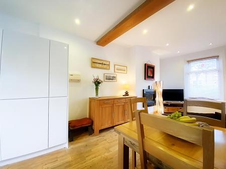 Kitchen/Dining Area