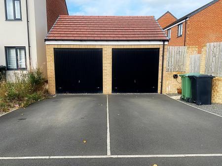 Garage & Parking