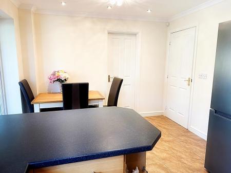 Kitchen- Breakfasting Room