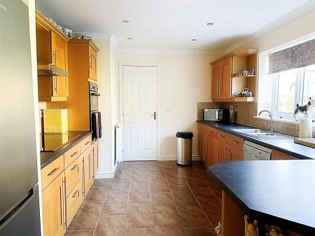Kitchen- Breakfasting Room