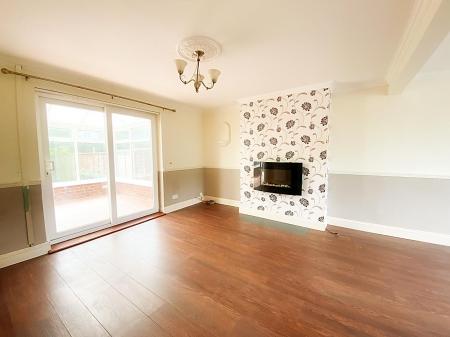 Lounge & Dining Room