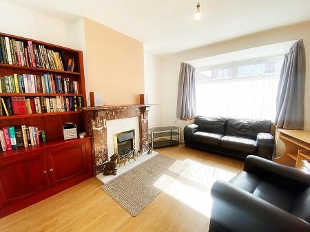 Lounge/Bedroom
