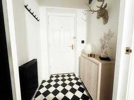 Entrance Lobby & Hallway