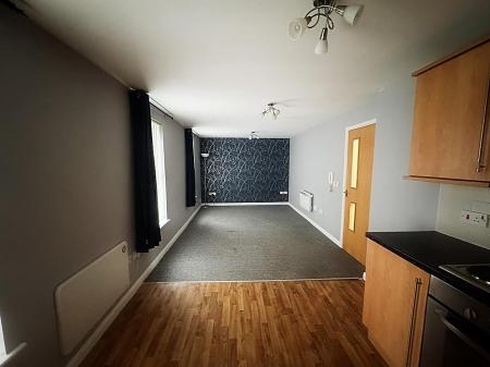 Open Plan Lounge & Kitchen