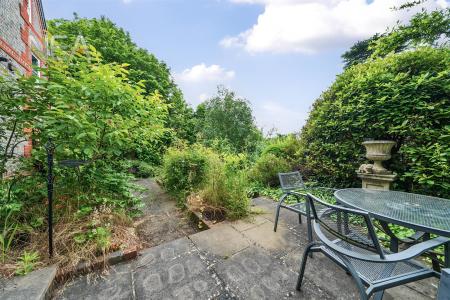 Courtyard Garden