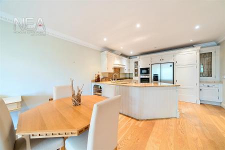 Kitchen/Living Room