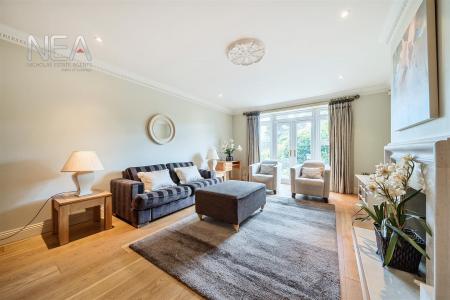Kitchen/Living Room