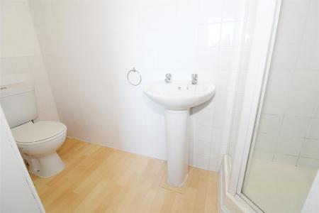 B5 Ensuite