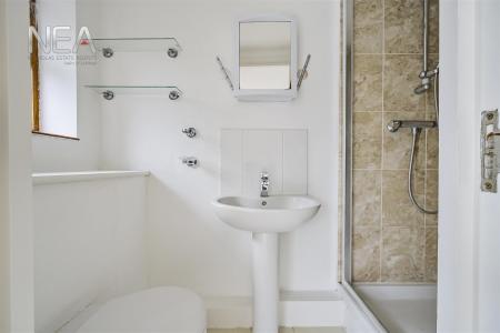 Master with en suite