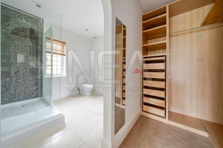 Bedroom One En-suite