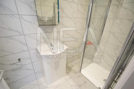 Bedroom One & ensuite