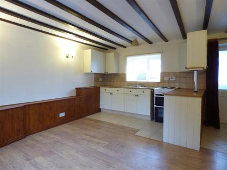 Open Plan LivingRoom/Kitchen