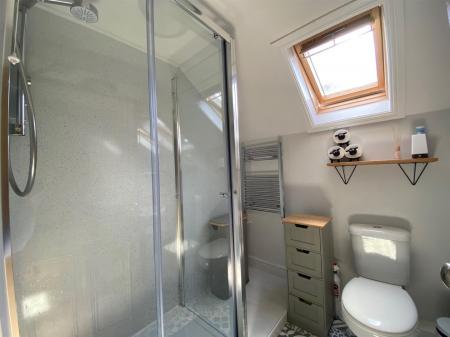 new shower room.jpg