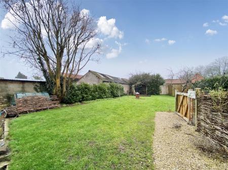 9019213-108447-134140911043526691-528d7138-c172-31