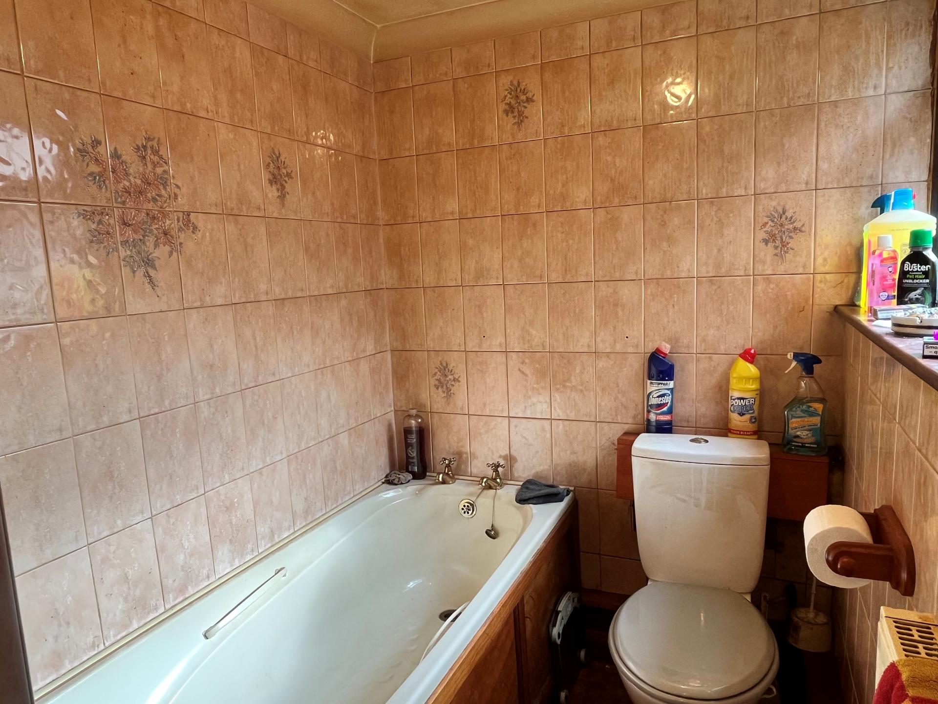 2 bedroom Terraced House for sale in WIGSTON