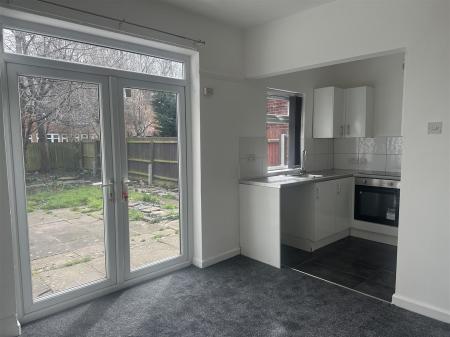 Diner/Kitchen