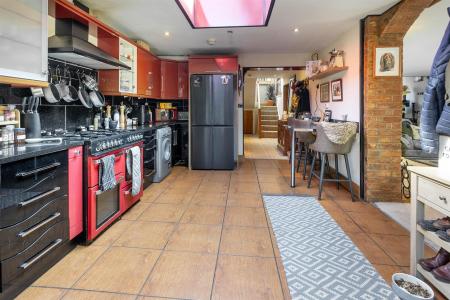BREAKFAST KITCHEN