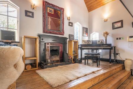 RECEPTION ROOM 1