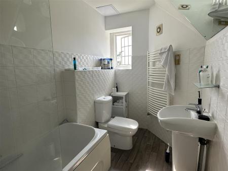 Jack & Jill Bathroom