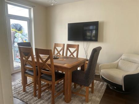 dining room.jpg