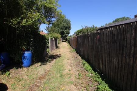 ACCESS TO GARAGE & PARKING