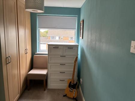 BEDROOM 2