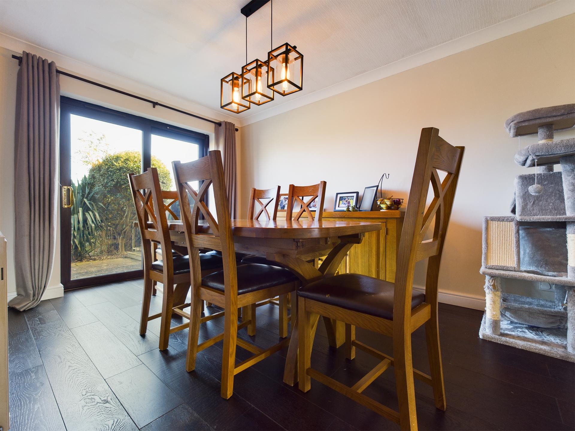 4 bedroom House for sale in Huntingdon