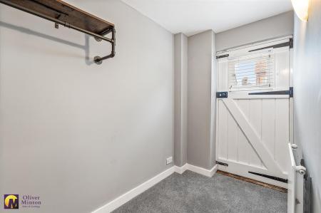 Internal-10.jpg