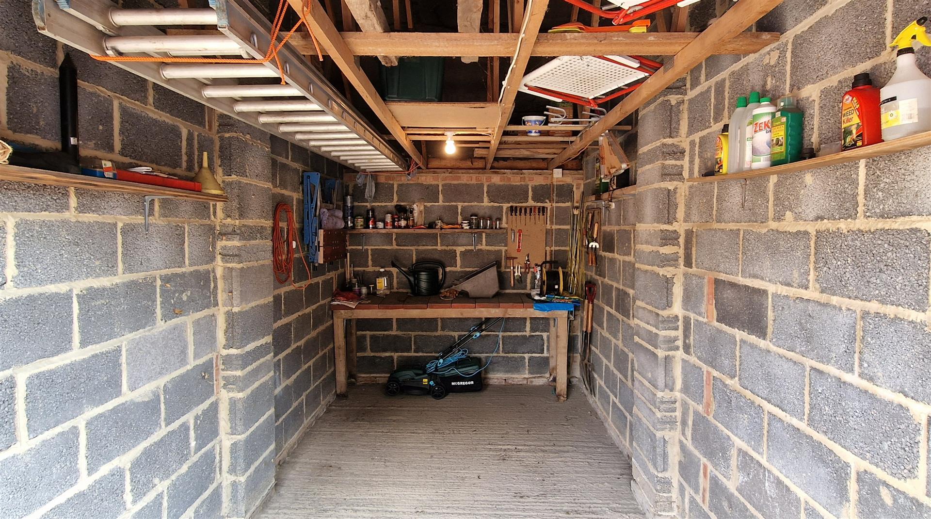 2 bedroom for sale in Puckeridge