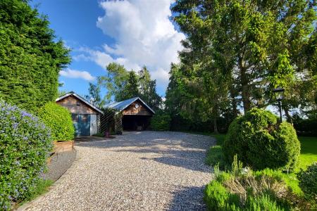 DETACHED CART LODGE & DETACHED DOUBLE GARAGE