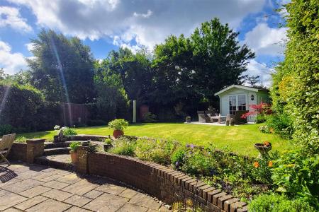 SECLUDED REAR GARDEN