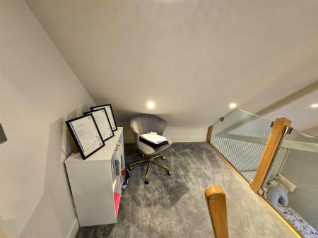 MEZZANINE STUDY AREA