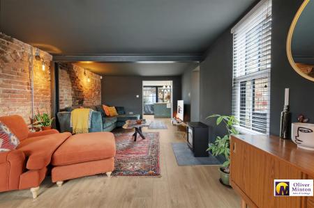 STYLISH LIVING ROOM