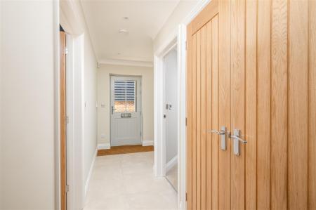 250412 - Halls Close, Braughing - 11.jpg