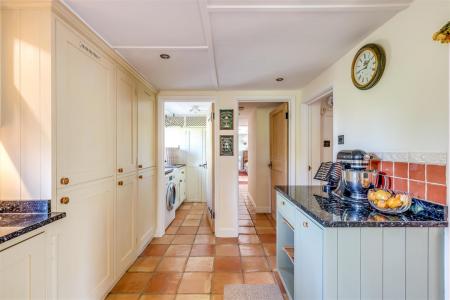 Kitchen / Breakfast Room