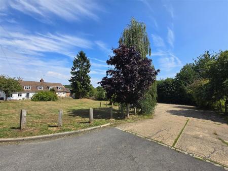 The Ridgeway Playing Field & Village Hall
