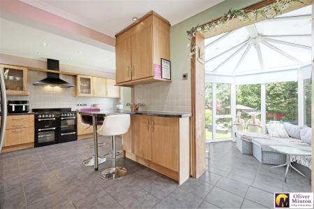 Kitchen / Breakfast Room