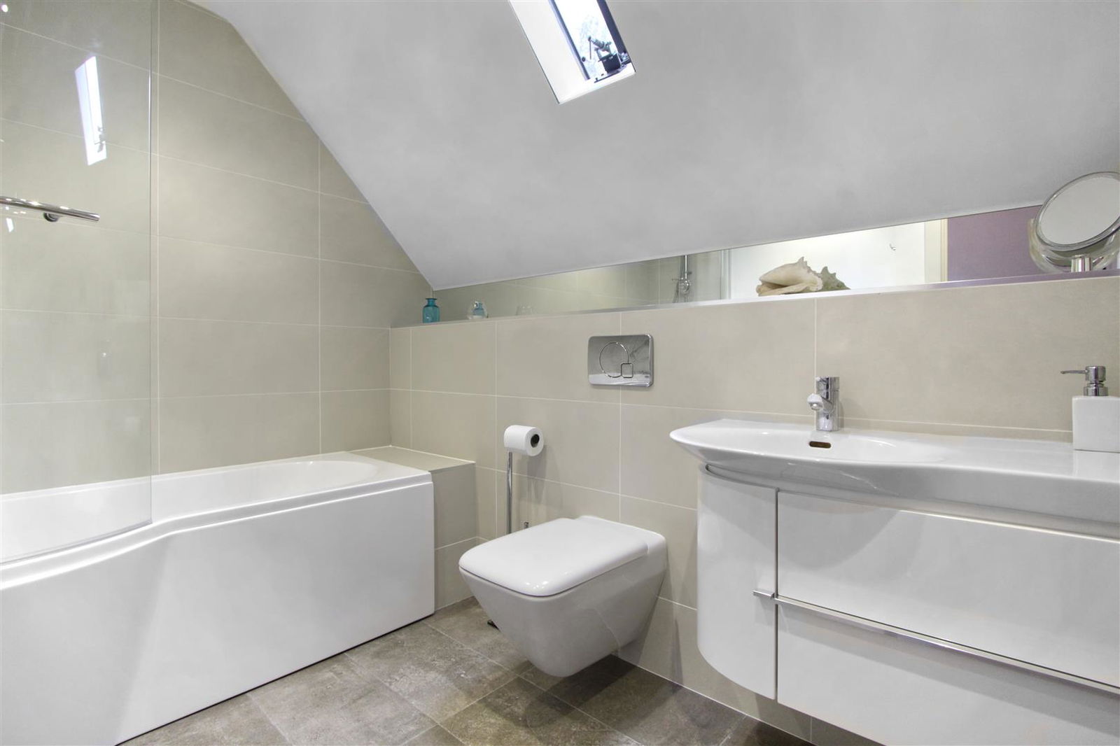 Image for CHAIN FREE immaculate house - Hamels Park Barns, nr Buntingford