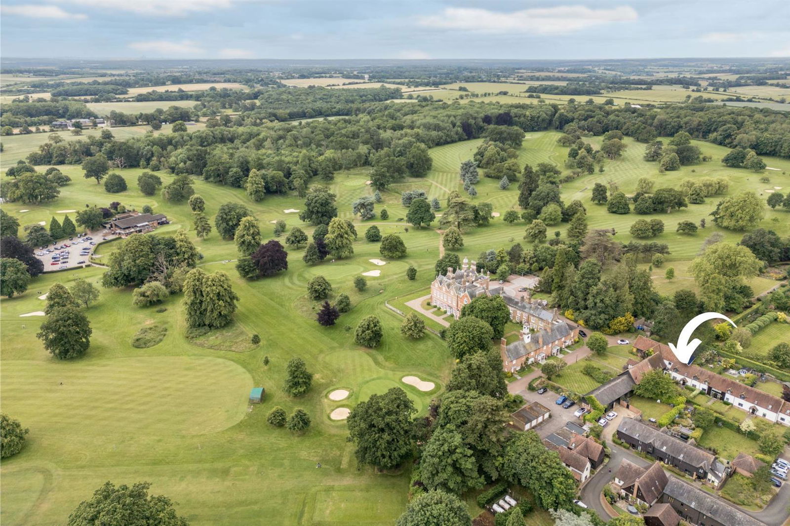 Image for CHAIN FREE immaculate house - Hamels Park Barns, nr Buntingford