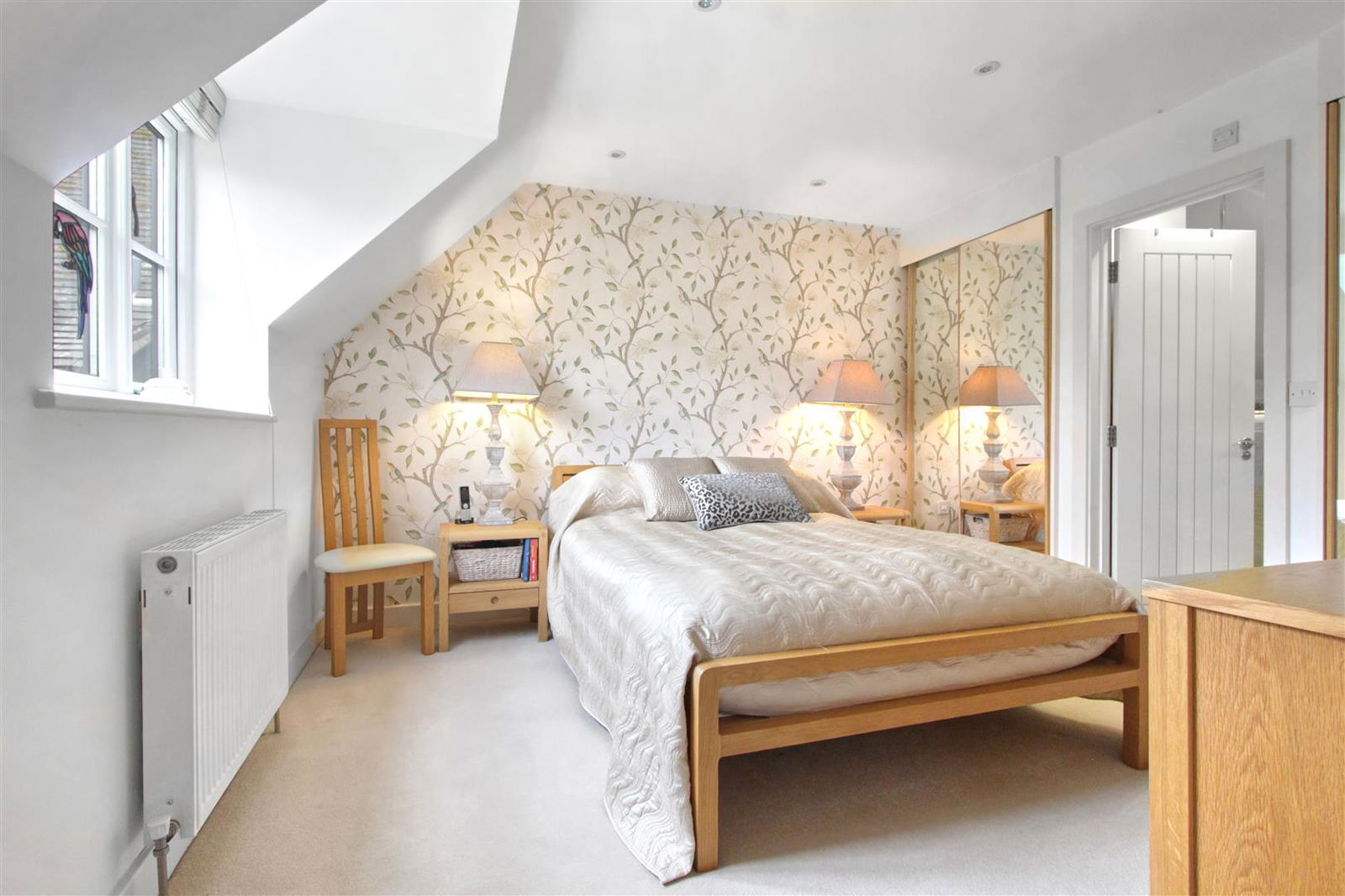 Image for CHAIN FREE immaculate house - Hamels Park Barns, nr Buntingford