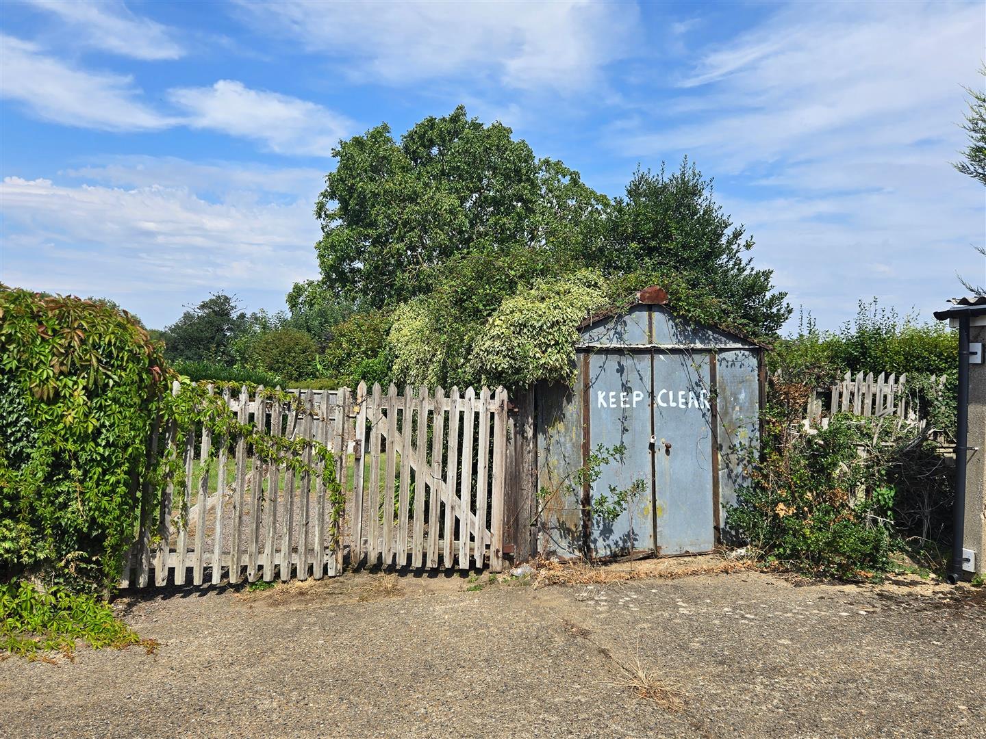 Image for CHAIN FREE PROJECT! Albury, Little Hadham, Herts