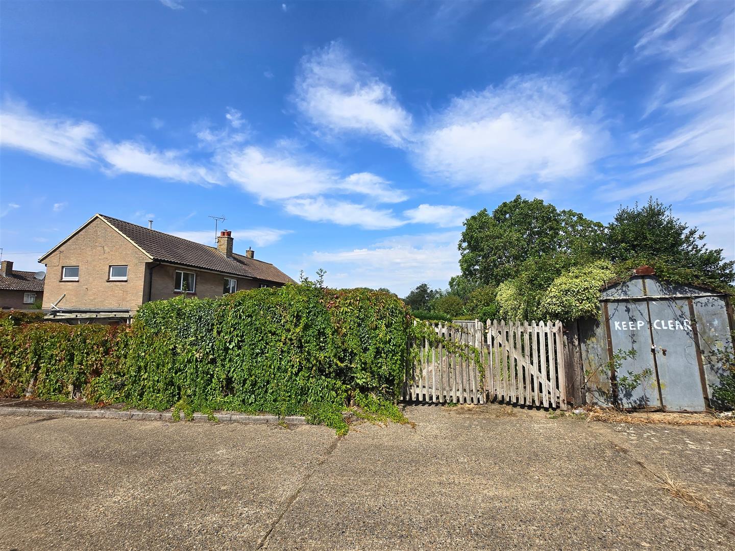 Image for CHAIN FREE PROJECT! Albury, Little Hadham, Herts