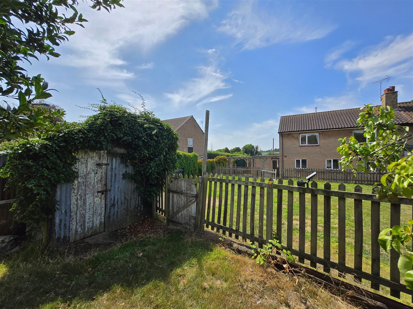 Image for CHAIN FREE PROJECT! Albury, Little Hadham, Herts