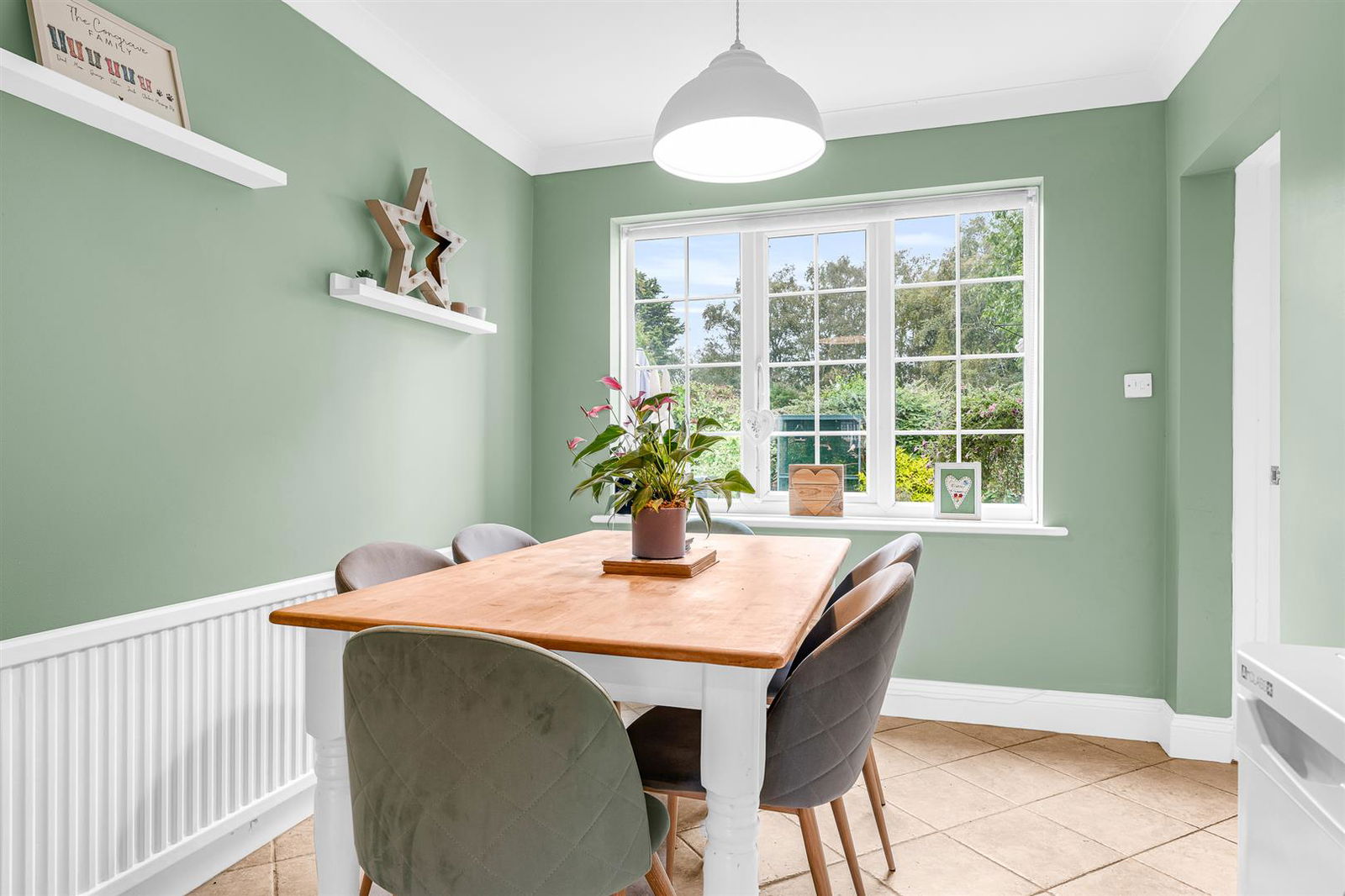 Image for Superb Large Garden: Standon, Herts