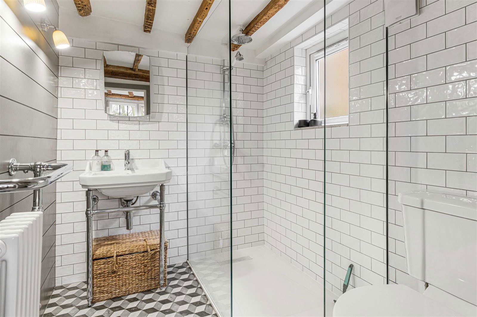 Image for CHAIN FREE Beautiful Cottage - Braughing, Herts