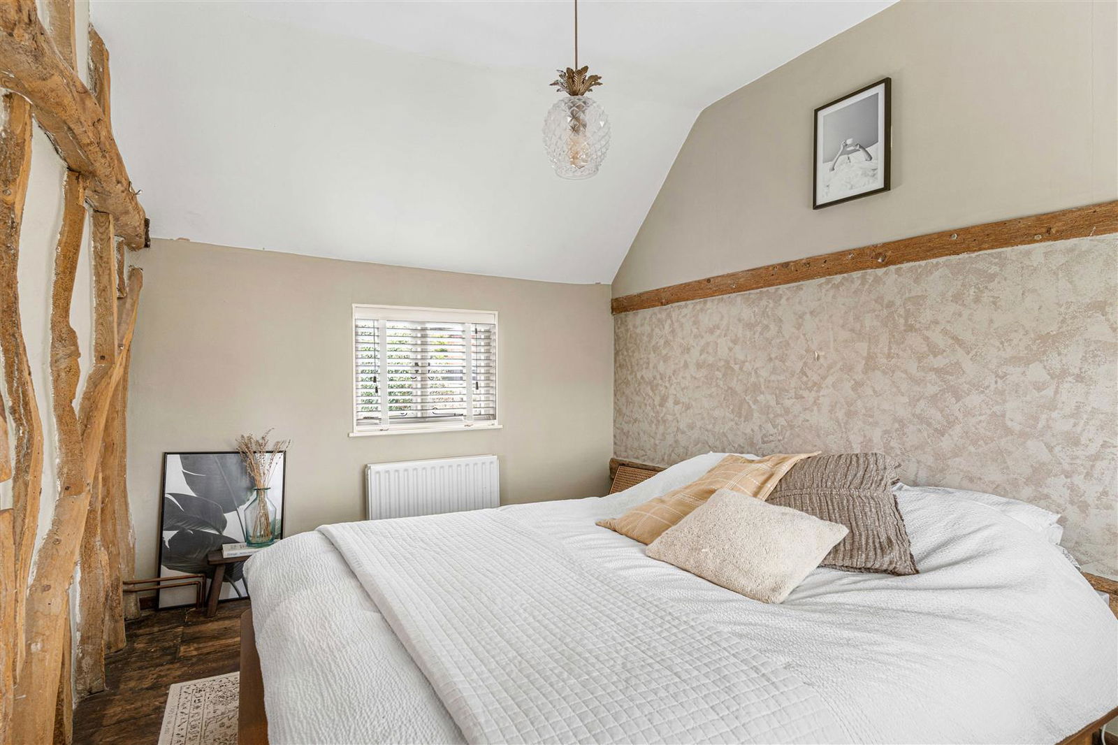Image for CHAIN FREE Beautiful Cottage - Braughing, Herts