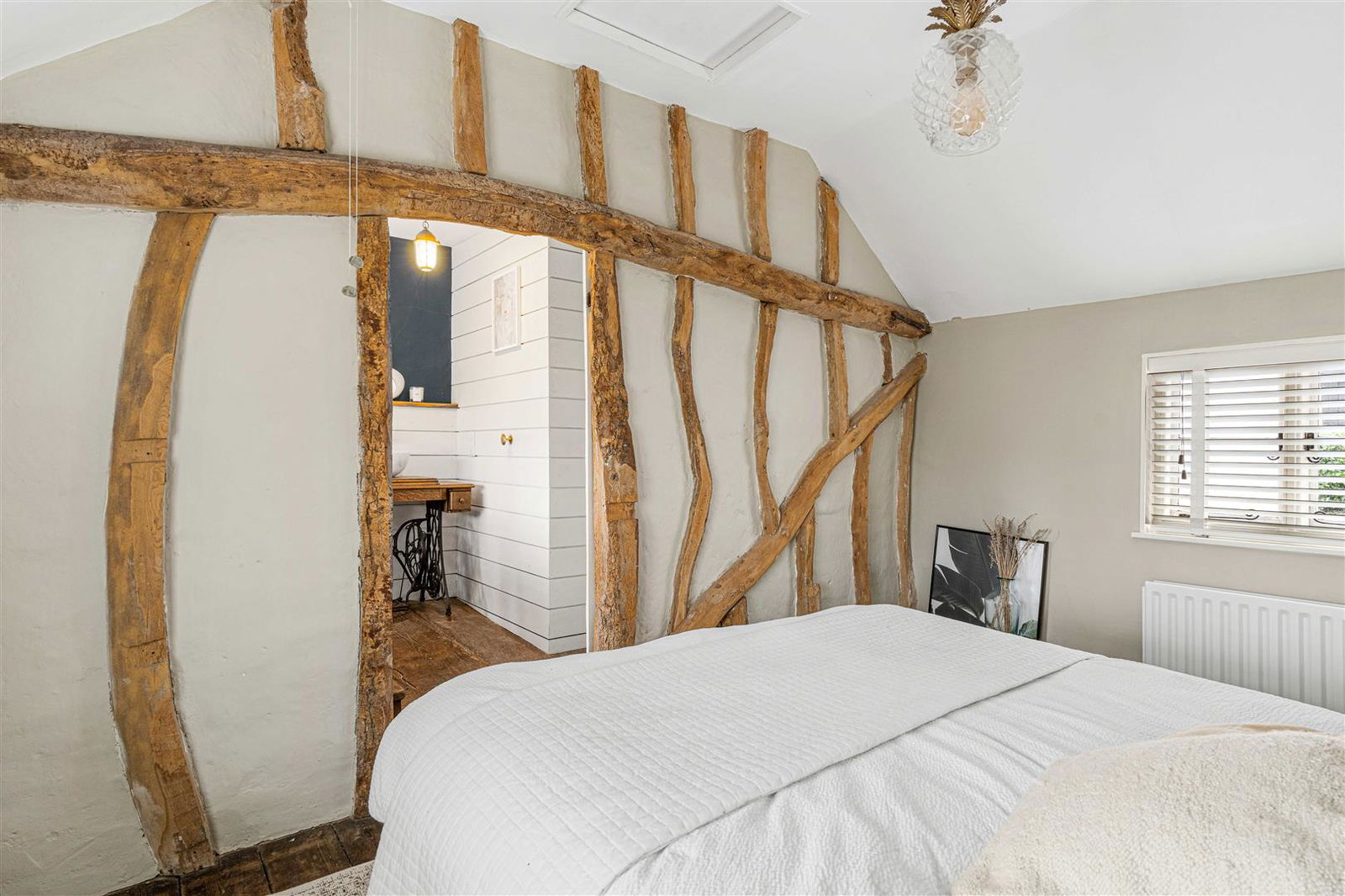 Image for CHAIN FREE Beautiful Cottage - Braughing, Herts