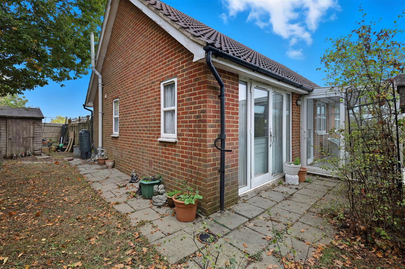 Image for CHAIN FREE: Parkfields, Roydon